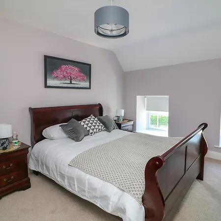 An Teach Ban בנקלודי